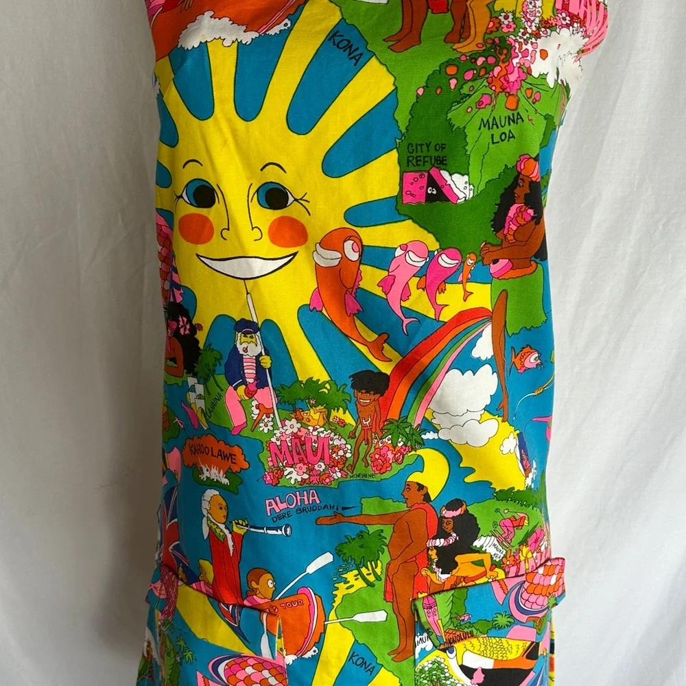 Colorful Sleeveless Graphic Dress - Picture 3 of 17